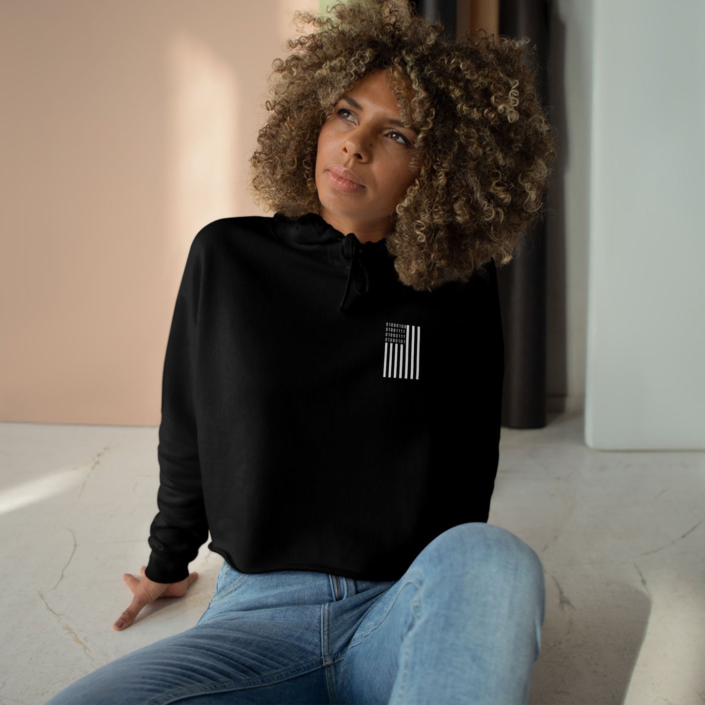 DOGE in Binary Code Women's Crop Hoodie